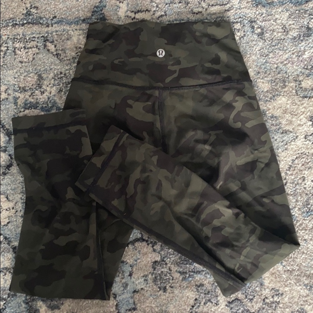 Lulu align crop camo